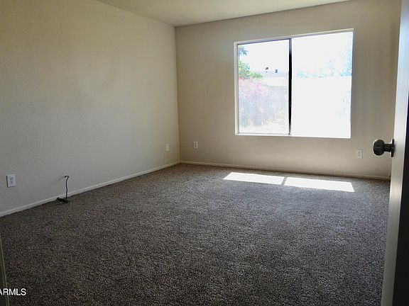 4th image of 3743 E MARMORA Street