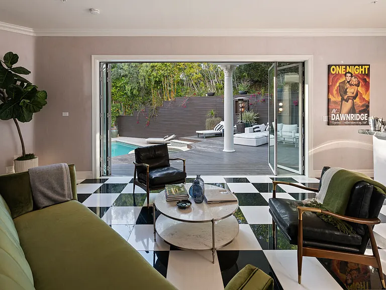 1404 Dawnridge Dr — Photo 28