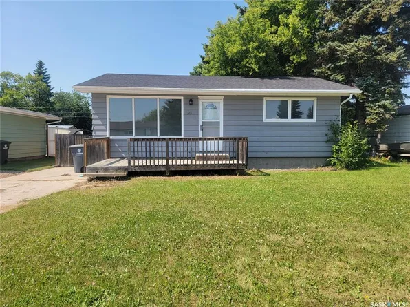611 2nd STREET W, Wilkie, SK S0K 4W0