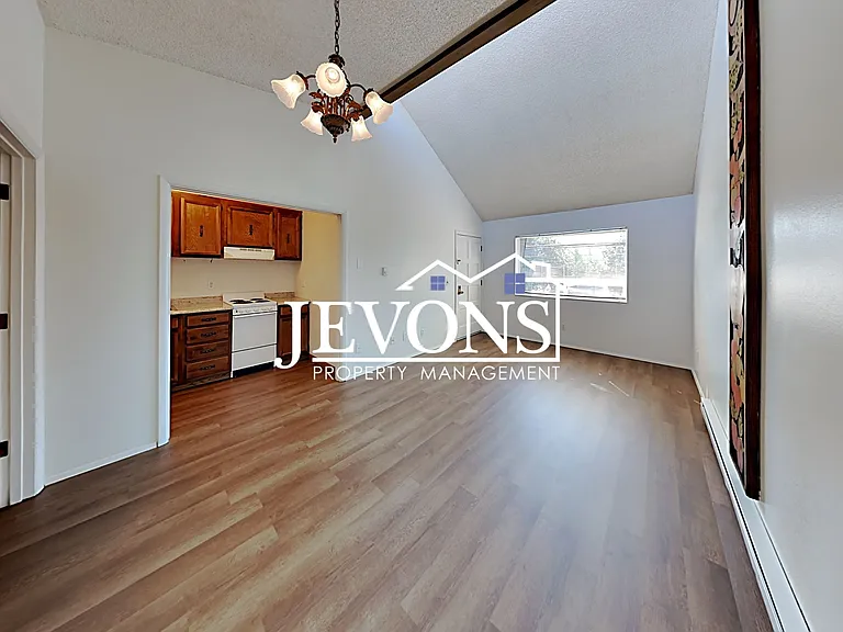 807 W Chestnut Ave #21 — Photo 8