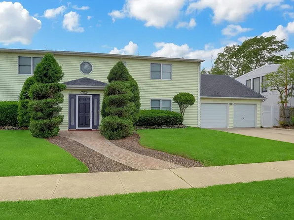 3320 Park Avenue, Oceanside, NY 11572