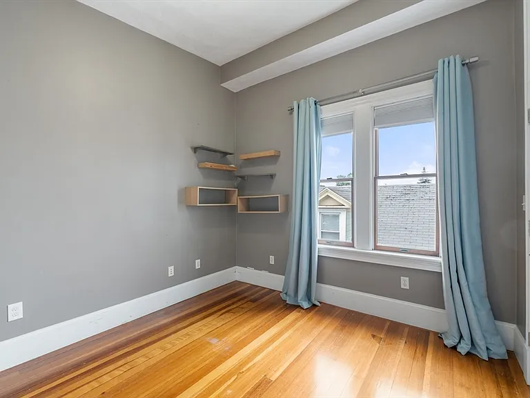 118 Perkins St #3 — Photo 15