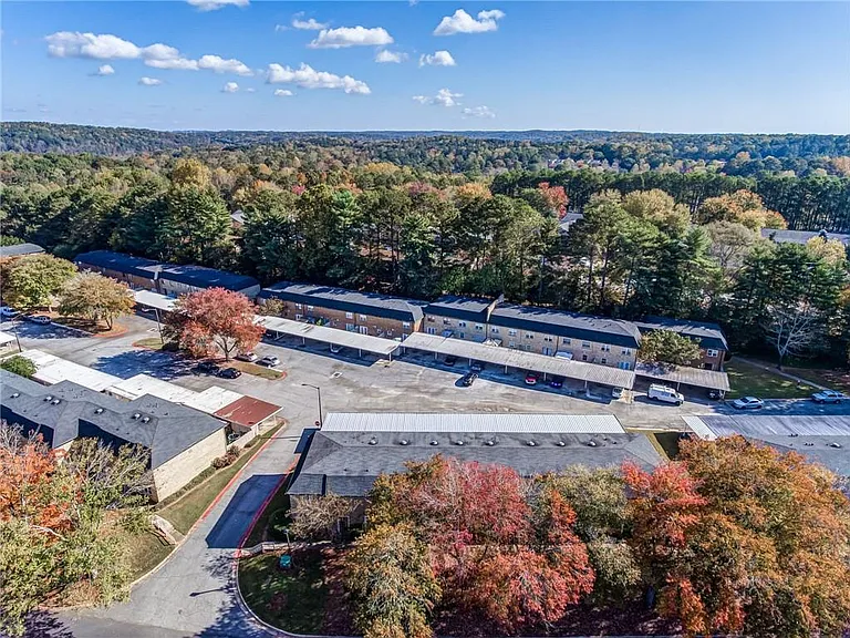 280 Winding River Dr #B — Photo 40