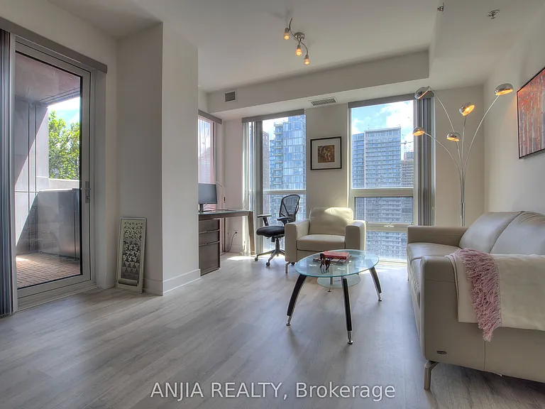 318 Richmond St W #3106 — Photo 4