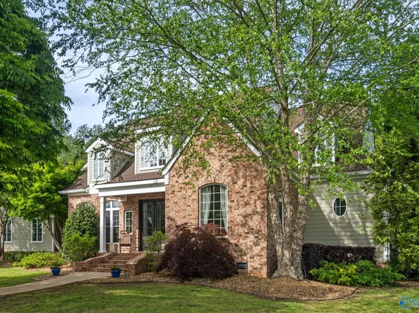 475 Magnolia Trl, Centre, AL 35960