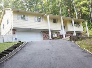 45 Hemlock Ave, Newton, NJ 07860