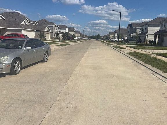 5th image of 982 Rice Dr