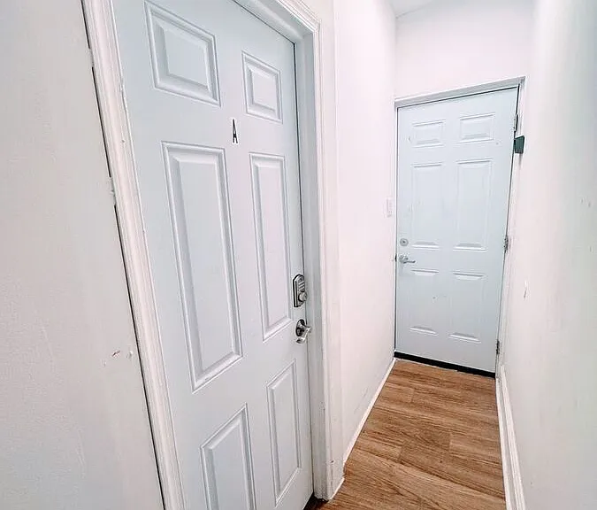 2068 E Somerset St #A — Photo 13