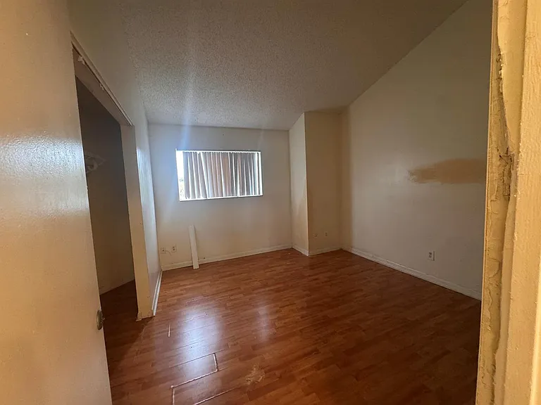 3409 NW 44th St #205 — Photo 8
