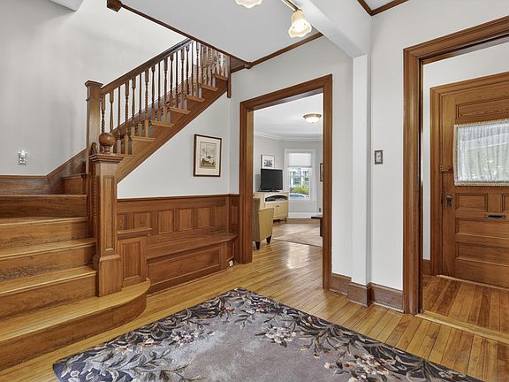 2nd image of 27 Norwood Street