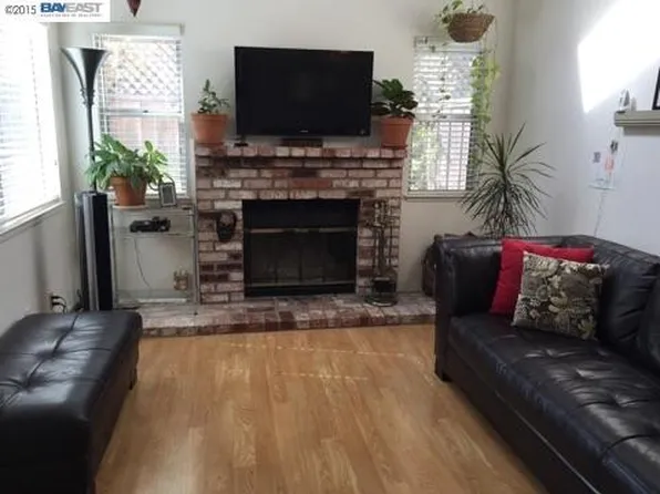 3937 Vine St, Pleasanton, CA 94566