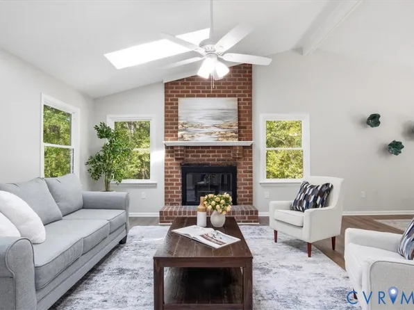3712 Cedar Ln, Quinton, VA 23141
