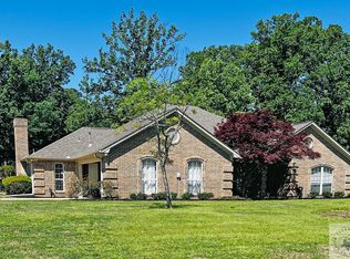 50 Briarwood Cir, Texarkana, TX 75503