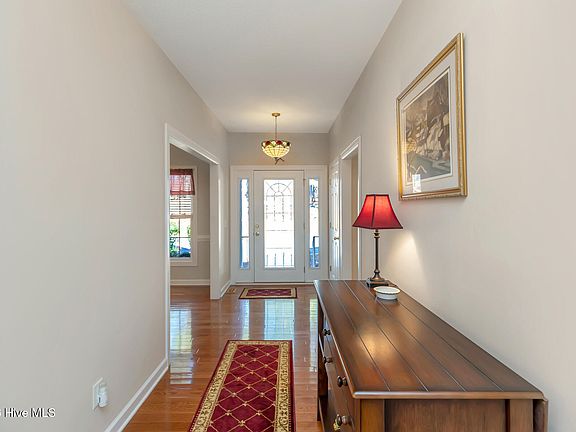5th image of 151 Longleaf Drive