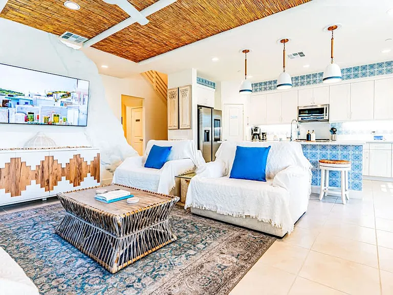 Passagio Lago Way — Photo 49