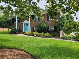 6 Skyland Dr NW, Rome, GA 30165