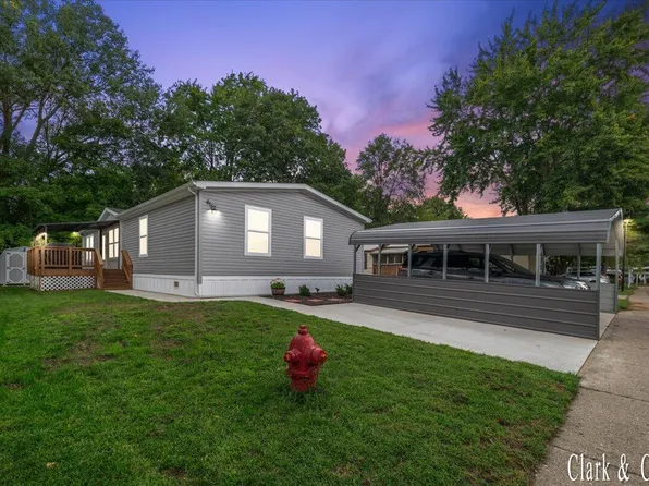 6157 Kran Ave SE, Grand Rapids, MI 49548