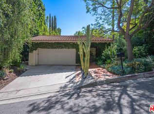 8128 Tianna Rd, Los Angeles, CA 90046