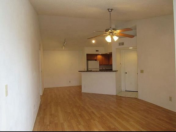 2nd image of 13090 Vista Isles Dr APT 123