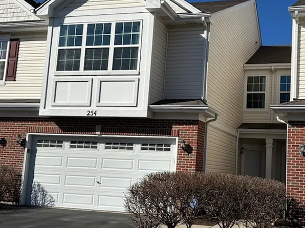 254 S Oak Creek Ln, Romeoville, IL 60446