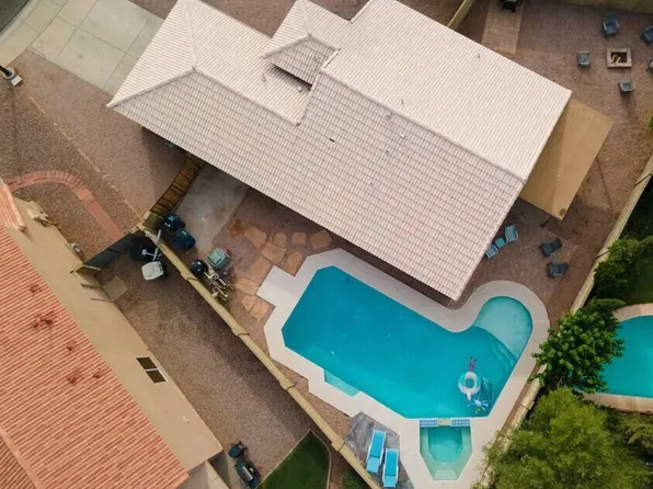 1376 E TRADEWIND Drive, Gilbert, AZ 85234