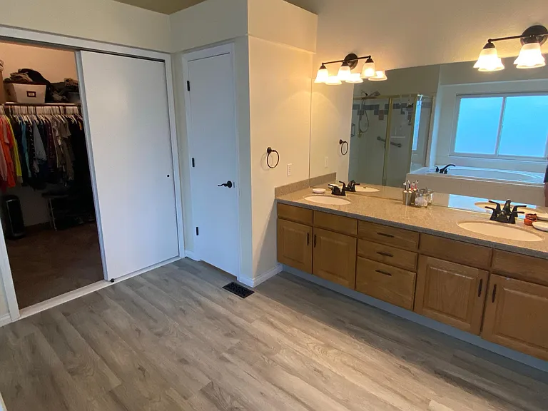 2625 Heathrow Dr — Photo 13