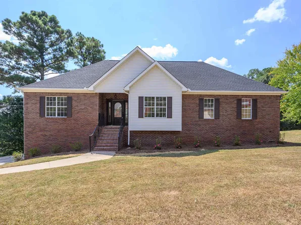 7713 S Crest Trl, Bessemer, AL 35022