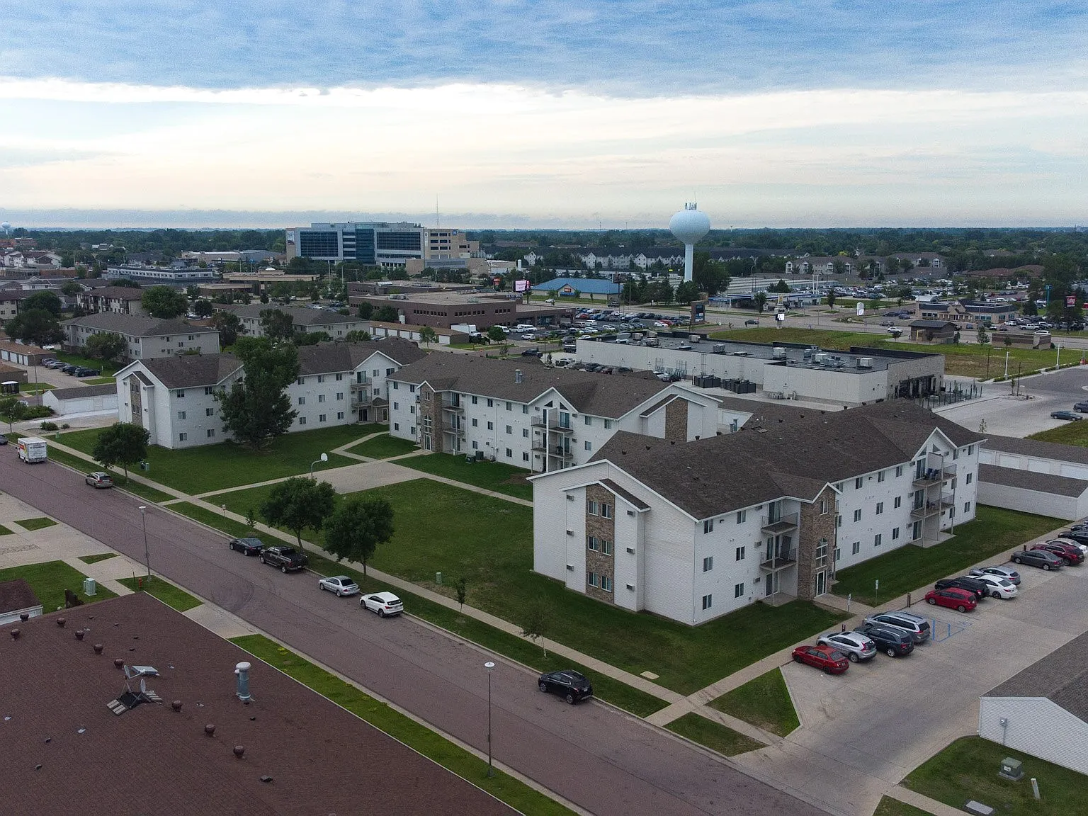 Wheatland Place Apartments — Photo 1