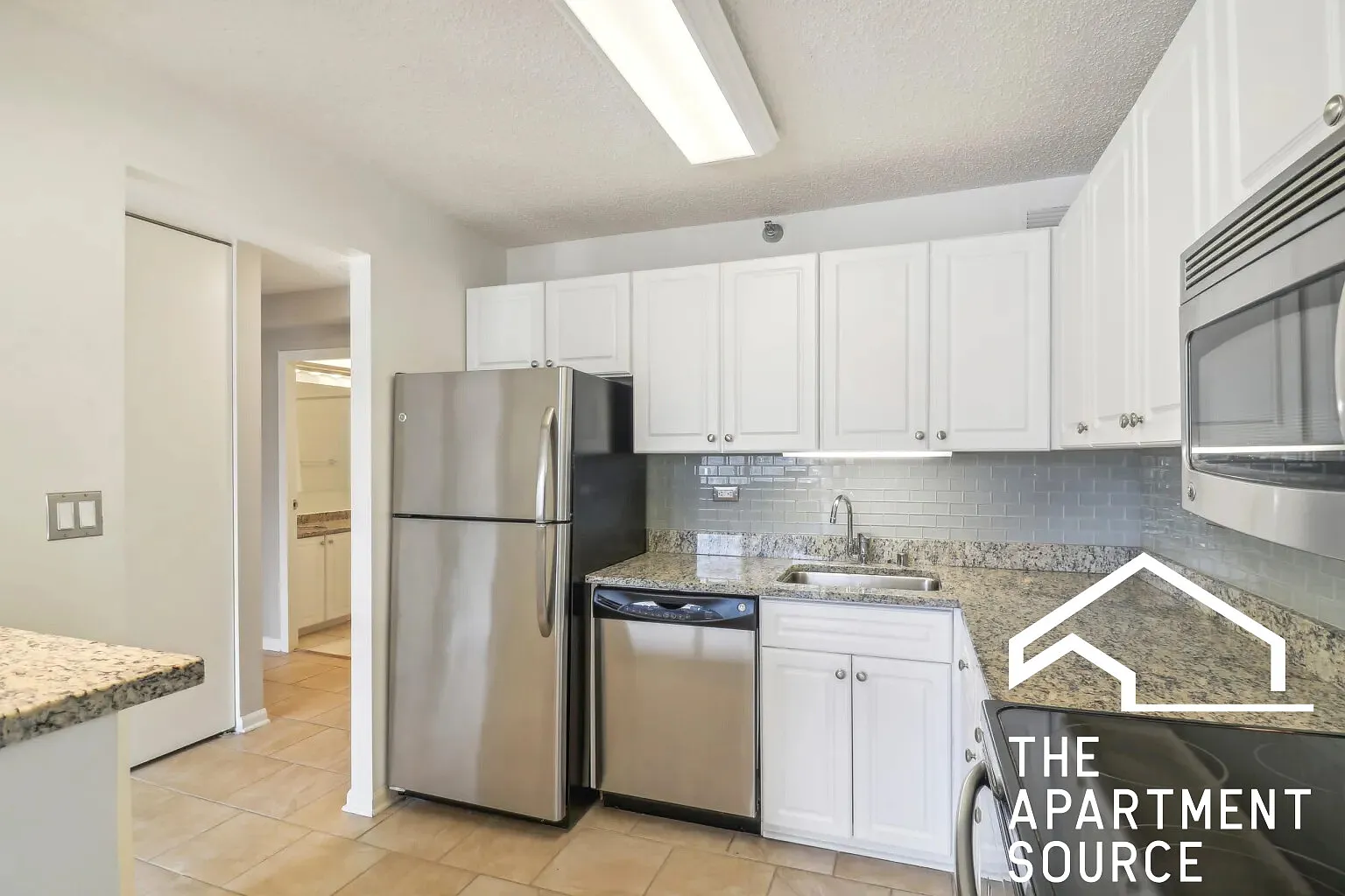 3 bed, 2.5 bath, $5,854 — Photo 1