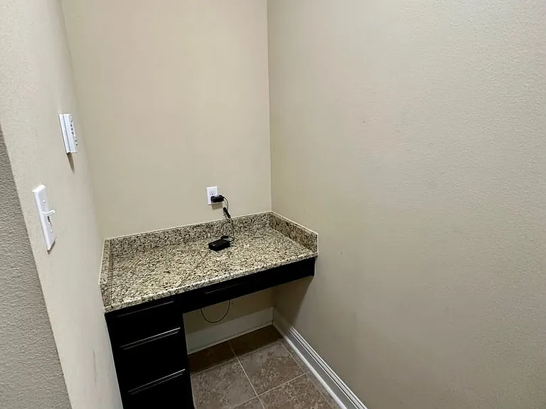 42537 Wynstone Dr — Photo 10