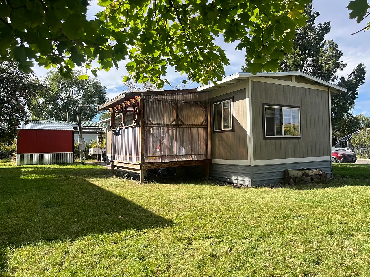 2 bed, 575 sqft, $1,495 — Photo 1
