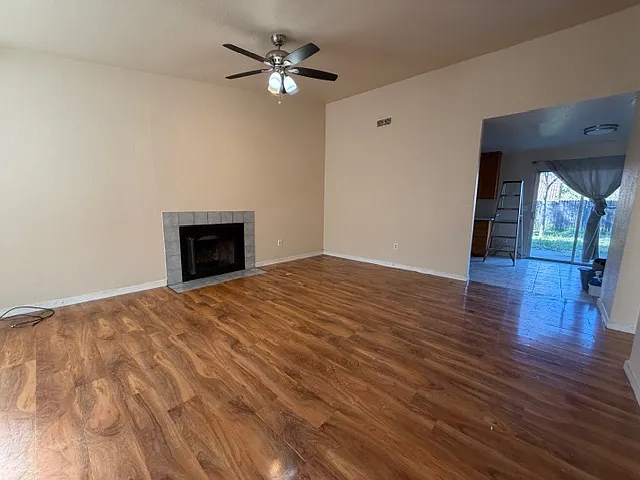 8149 Follett Ct — Photo 3