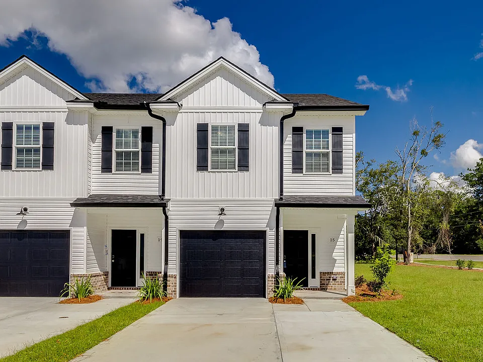 15 Belleau Woods Cir #1