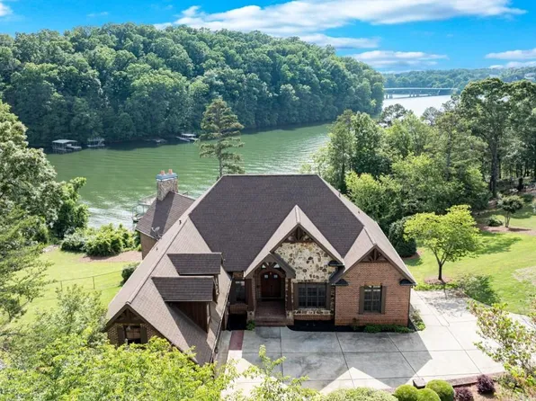 2255 Boy Scout Camp Rd, Gainesville, GA 30501
