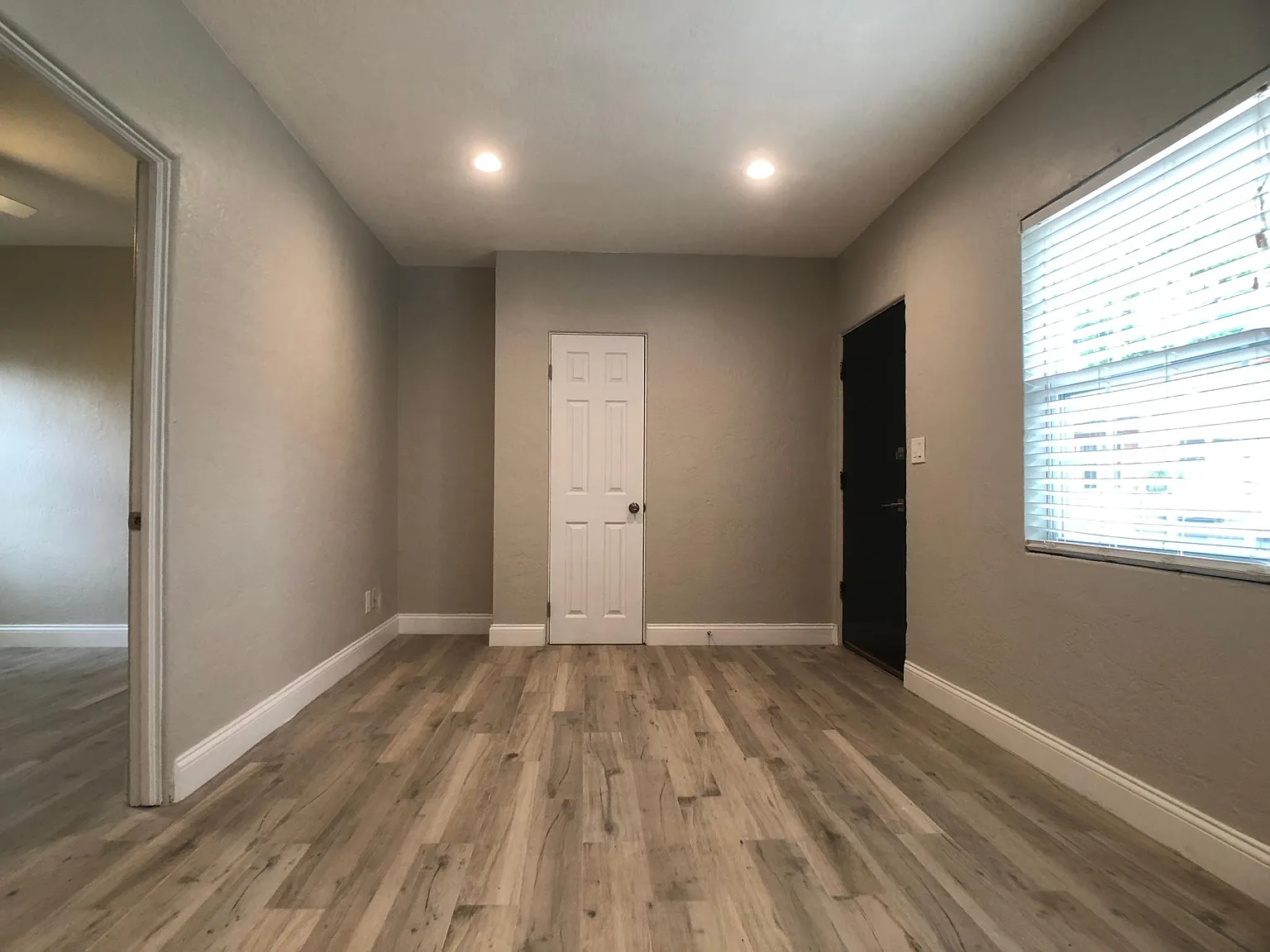 119 Hibiscus Ct — Photo 4