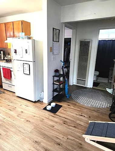 112 G St #B Photo 1