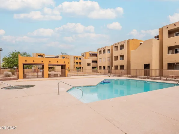 1810 E Blacklidge Dr APT 402, Tucson, AZ 85719