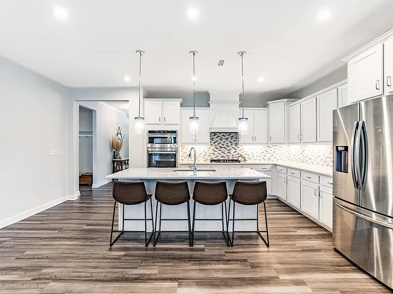 96 Buddy Ct — Photo 8
