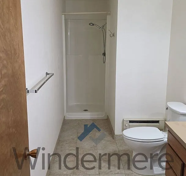 763 1/2 Village Way — Photo 15