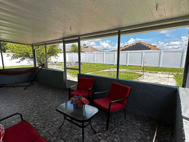 805 Mendoza Dr — Photo 15