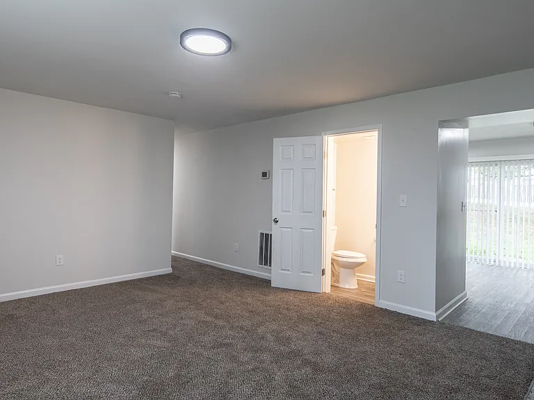 Dunfield Townhomes — Photo 6