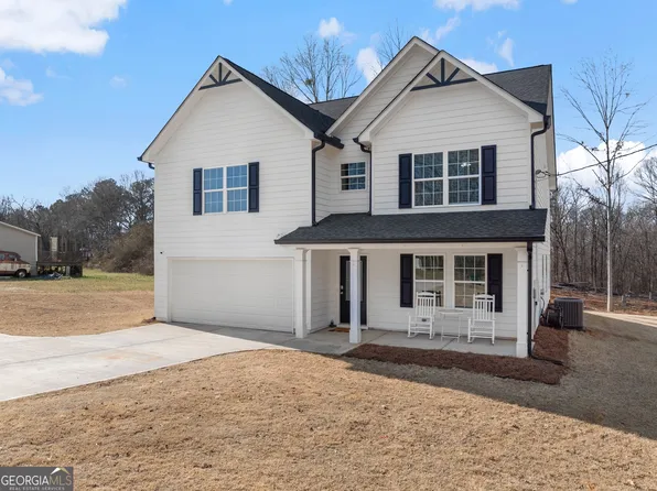 33 Farm Ln, Royston, GA 30662