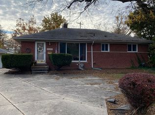 32101 Shiawassee Rd, Farmington, MI 48336