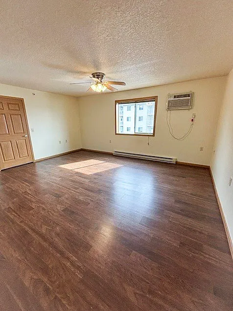 493 E South Ave #5