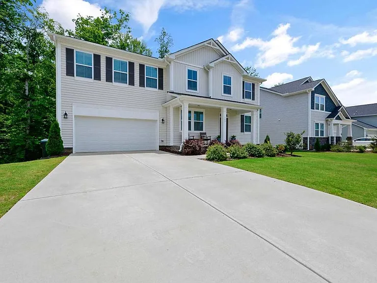 155 Rossell Park Cir — Photo 2