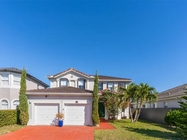 16605 SW 55th Ter, Miami, FL 33185