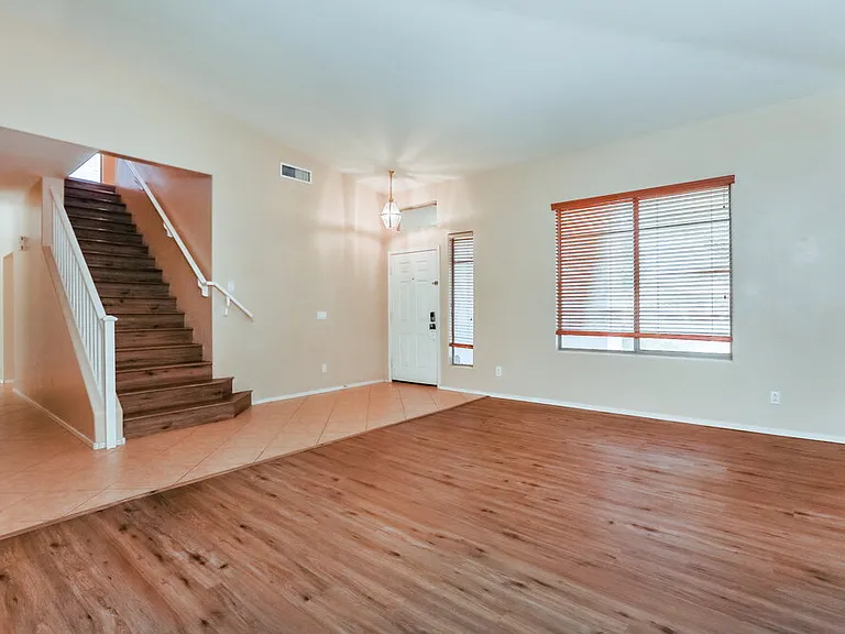 21299 E Lords Way — Photo 4