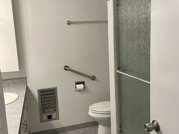 4th image of 8130 N Willamette Blvd APT 9