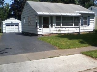 442 Cleveland Ave, Oneida, NY 13421