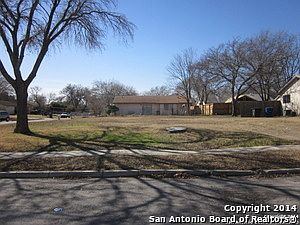 2nd image of 5802 Thornwood